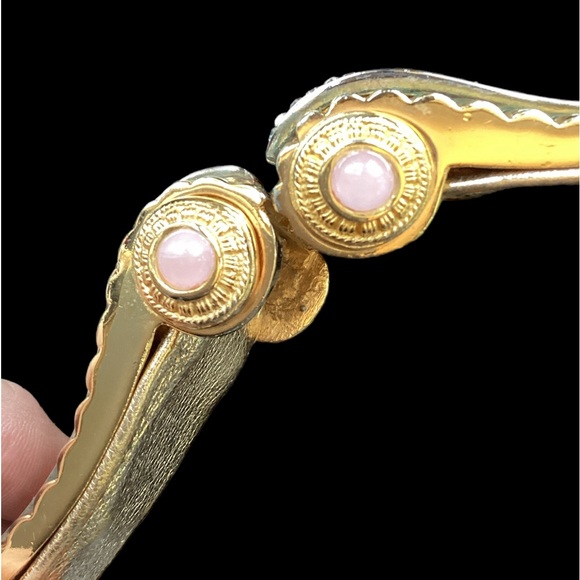 Vintage 1980’s Judith Leiber Gold Crystal Belt. (mc) - Picture 3 of 16